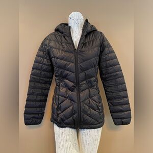Lolë lightweight down puffer jacket